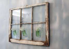 Alte Fenster Dekoration Vasen Glas Blumen Aufhaengen Wand Alte Fenster Dekorieren Alte Fenster Fenster Dekorieren