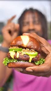 What is the difference between a Hamburger and a Burger? #NationalBurgerDay  2024There are three or more national burger days each year, including  National Burger Day, International Burger Day, and ...