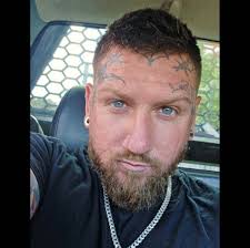 Who can power wash my home in Shelton?