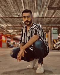 أحمد فتحي, أحمد فهمي, بيومي فؤاد and others. Ø£Ø­Ù…Ø¯ ÙƒØ§Ù…Ù„ ÙŠØ³ØªÙ‚Ø¨Ù„ Ù…ÙˆÙ„ÙˆØ¯ØªÙ‡ Ø§Ù„Ø£ÙˆÙ„Ù‰ ØµÙˆØ±Ø©