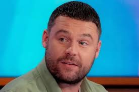 Emmerdale's Danny Miller forced to explain his dad hasn't died after sad  admission