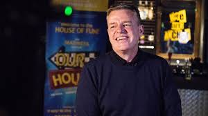 Despite suggs's rocky relationship with williams, the two married on december 14, 2012, and the protective order was removed. Suggs Mum S Ashes Were Nicked By A Drug Addict And He Found Out Dad Died From Wikipedia Irish Mirror Online
