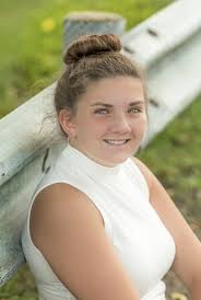 4 // What to do over Thanksgiving & Fall Break! 10 // College Application  Tips! 17 // Top Republicans Contract COVID-19 19 /