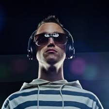 Stream Oliver Huntemann