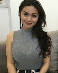 Penampilan ariel tatum yang seksi dan anggun memang terlihat berbeda dari biasanya. Ariel Tatum Addict Posts Facebook
