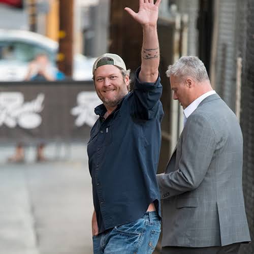 Blake Shelton's Health Journey: From Problems to Transformation - Venues  Today