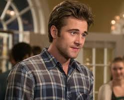 Jun 28, 2021 · luke aaron benward was born on 12th may 1995 in franklin, tennessee, usa. Who Plays Jack In Life Of The Party Luke Benward 13 Facts About The Dumplin Popbuzz
