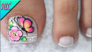 Arte de uñas de pies. Diseno De Unas Para Pies Mariposa Y Flores Mariposa Paso A Paso Nlc Youtube