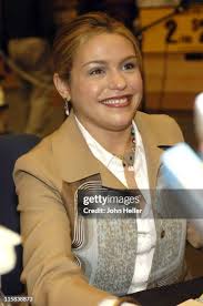 76 Rachael Heller Stock Photos, High-Res Pictures, and Images