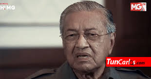 Mahathir mohamad seringkali menyalahkan datuk seri najib tun razak setiap kali beliau membuka mulut sehingga ada yang melihat persengketaan mereka berdua lebih kepada bersifat peribadi. Saya Tak Akan Maafkan Najib Sampai Bila Bila Mahathir Tun Carlos