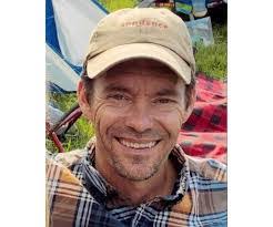 Dallas Stuart's Instagram, Twitter & Facebook