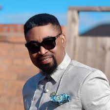 Mac-paradise Okocha updated his status.