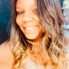 Na @valorosamakecia agora qualquer produto você paga R$7,99 A loja ago...