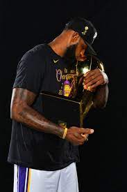 Bleacher Report On Twitter Lebron James Lebron James Championship Lebron James Lakers