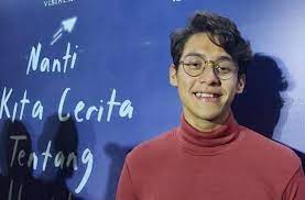 Produced by aldi nada permana & ardhito pramono. Bawa Bawa Fisika Saat Ngeluh Psbb Total Ardhito Pramono Dicibir Matamata Com