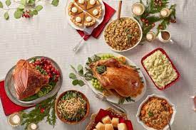 The complete thanksgiving dinner serves four and includes a cooked turkey breast stuffed with basil, thyme, lavender and fennel; Thanksgiving Meal Kits And Delivery Services 2020 Fn Dish Behind The Scenes Food Trends And Best Recipes Food Network Food Network