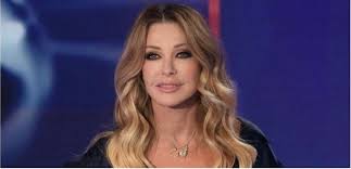 A volte, giudica senza pensare,. Epfs Clqp0anfm