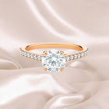 Just like emrata's unconventional wedding day attire (a burnt orange jumpsuit and an oversized hat), the model and actress's engagement ring is also delightfully unconventional. Princess Cut Diamond Engagement Rings The Complete Guide