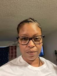 can someone do me some alicia keys braids or some small box braids today or  tmrw!! I'm willing to trade or drop prices!