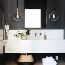 Dark Spaces And Halloween Go Hand In Hand But Right Now I M Really Into A Rusty Color Pa Idee Salle De Bain Salle De Bains Moderne Decoration Salle De Bain