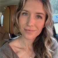 Courtney Rinaldi's Instagram, Twitter & Facebook