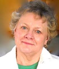 Carol Vogel's Instagram, Twitter & Facebook