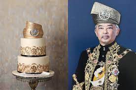Agong's birthday is celebrated in various ways throughout malaysia. Speechless So Beautiful Agong S Regal Birthday Cake Stuns Malaysian Netizens Lifestyle Rojak Daily
