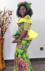Courtes ou longues, � bretelles ou avec des manches, il est � parier que cette robe. 450 Idees De Pagne Dentelle En 2021 Mode Africaine Robe Africaine Tenue Africaine