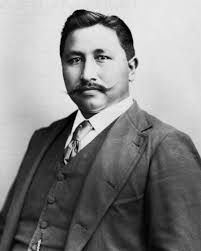 Leah Vinton (leahvinton@)