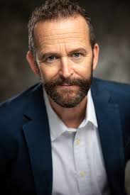 Grave Encounters (2011)