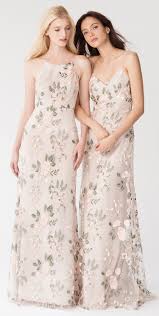45 Beautiful Long Floral Bridesmaid Dresses Design Ideas Patterned Bridesmaid Dresses Floral Bridesmaid Dresses Printed Bridesmaid Dresses