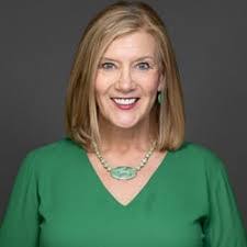 Beth Grellner's Instagram, Twitter & Facebook