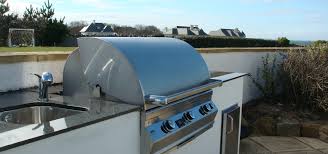 Invest in cushions of different shapes and sizes to add character and comfort to the setting. Outdoor Kitchens And Bbq Areas Homify