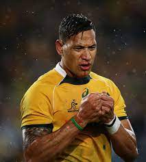 Australia S Israel Folau Attends A Face Injury After A Collision With Nic White Rugby Team Rugby Super Rugby