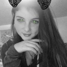 Annie Berkowitz's Instagram, Twitter & Facebook