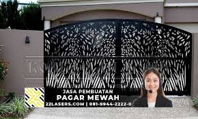 Pagar rumah selain bisa mempertegas desain eksterior rumah anda juga memiliki banyak fungsi lainnya. 57 Desain Pagar Besi Hollow Minimalis Trend Update 2021