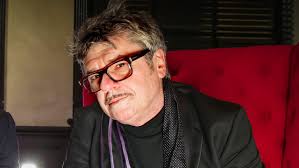 INXS star sues over severed finger