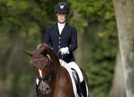 Join facebook to connect with libuše mencke and others you may know. Pferd Sport Zucht Und Sport In Schleswig Holstein Und Hamburg Holsteiner Zucht Artikel