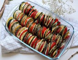 Recette De Tian Aux Legumes Et Mozzarella Recette Tian Recette Tian Legumes Recette De Plat