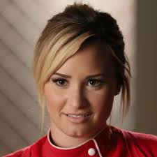 May 19, 2021 · demi lovato says they are nonbinary and changing their pronouns by rob picheta, cnn updated 5:46 pm et, wed may 19, 2021 (cnn) singer demi lovato has revealed they are nonbinary and are changing. Filmografie Demi Lovato Fernsehserien De