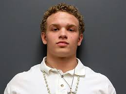 Ex-football player suing London Beefeaters for $7M over injury