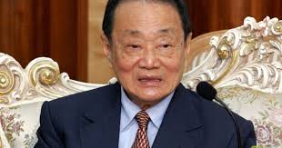 Despite his wealth shrinking by more than $1 billion in the past year, he still manages to retain the top spot. Malaysia S Richest Man Slips Out Of World Top 100 Malaysia Malay Mail