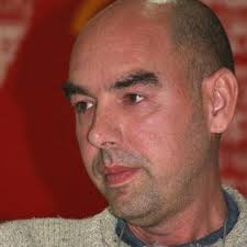 Alberto Alcalá (@AlbertoAlcalaR)