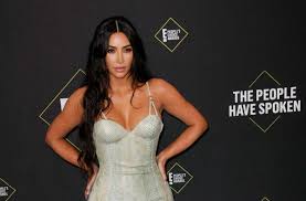 Mit vierzehn jahren startete er eine dreijährige koch. Kim Kardashian Reality Tv Star Ist Jetzt Milliardarin Panorama Stuttgarter Zeitung
