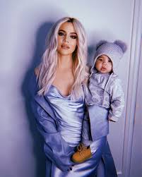 Only high quality pics and photos. Mommy And Baby True Khloe Kardashian Style Khloe Kardashian Show Chloe Kardashian