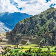 The stage at saqsaywaman for the ceremony. Peru Highlights Inti Raymi Special Rundreise Buchen Journaway