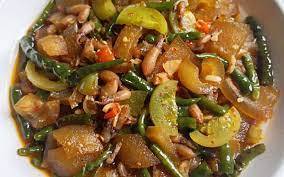 Cuci bersih kikil, rebus bersama serai, jahe, daun salam sampai empuk. Sedapnya Sahur Masak Tumis Kikil Cabai Ijo Okezone Lifestyle