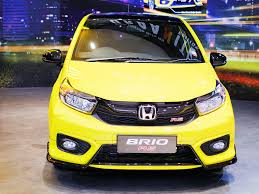 Cari yang dp nya gak bikin kantong menjerit? Honda Brio Rs Urbanite Kena Pajak Nol Persen Jadi Segini Harganya Panduan Pembeli Mobil123 Com