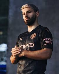 The player will sign a. Pin On Aguero