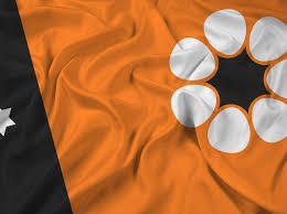 It is bordered to the west by western australia, to the east by queensland and to the south by south australia. Northern Territory Flag